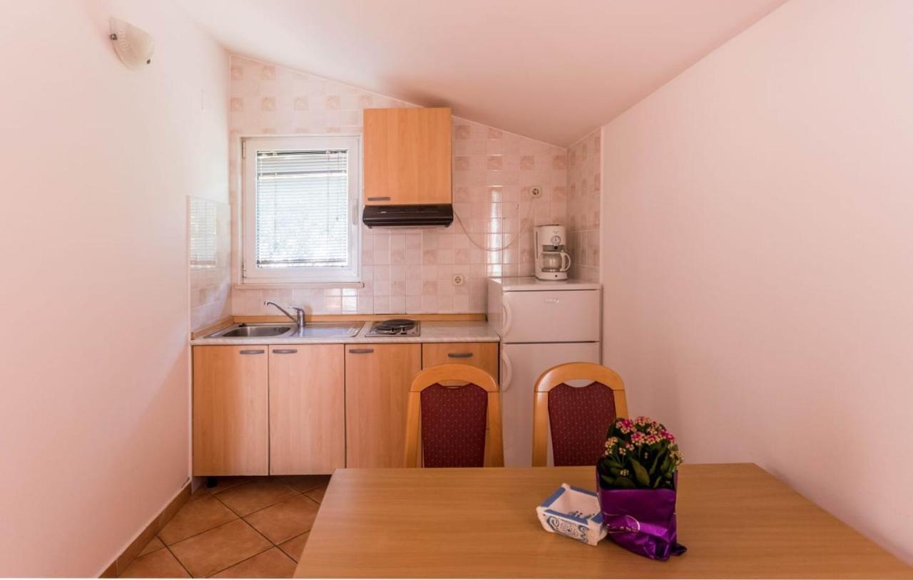 Apartmani Nikoletic Klek Bagian luar foto