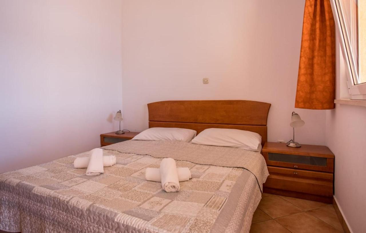 Apartmani Nikoletic Klek Bagian luar foto