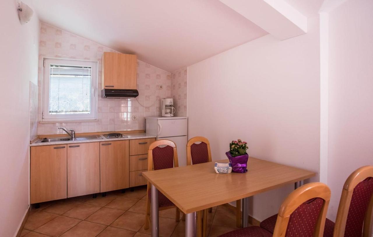 Apartmani Nikoletic Klek Bagian luar foto